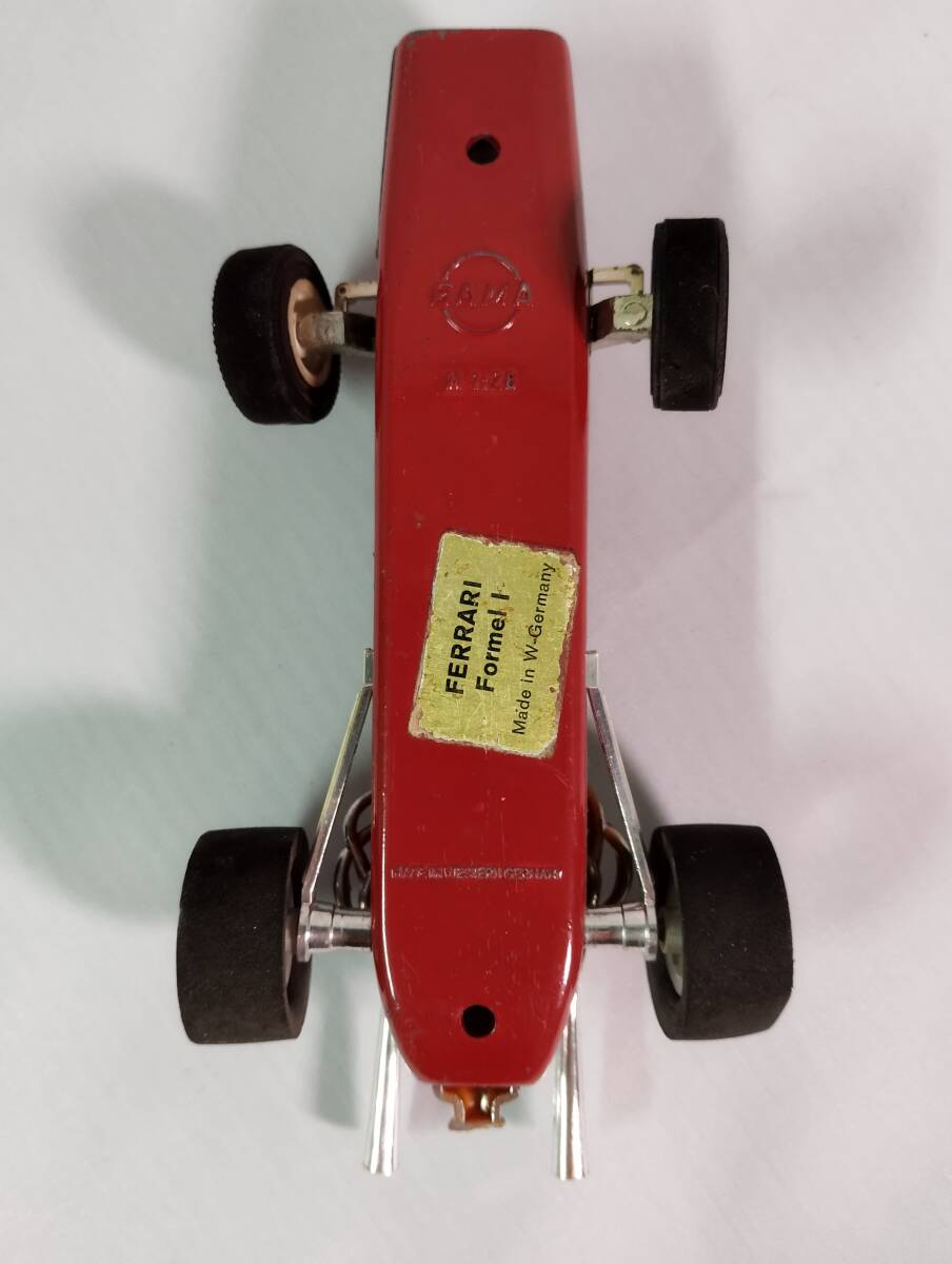 レトロ ドイツ製 フェラーリ F1カー 模型 1/28 おもちゃ レース フォーミュラー１ 車 FERRARI 昭和レトロ 当時物 年代物 ヴィンテージの画像3