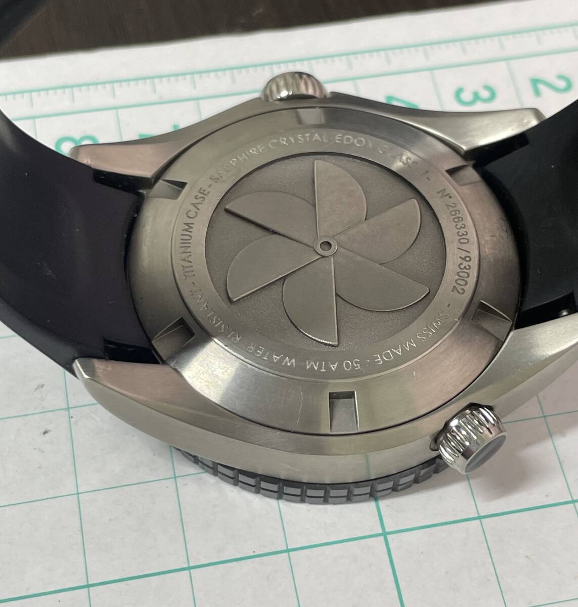 良品　エドックス　EDOX　GMT　クラスワン自動巻き　デイト　腕時計　チタン　稼働_画像5