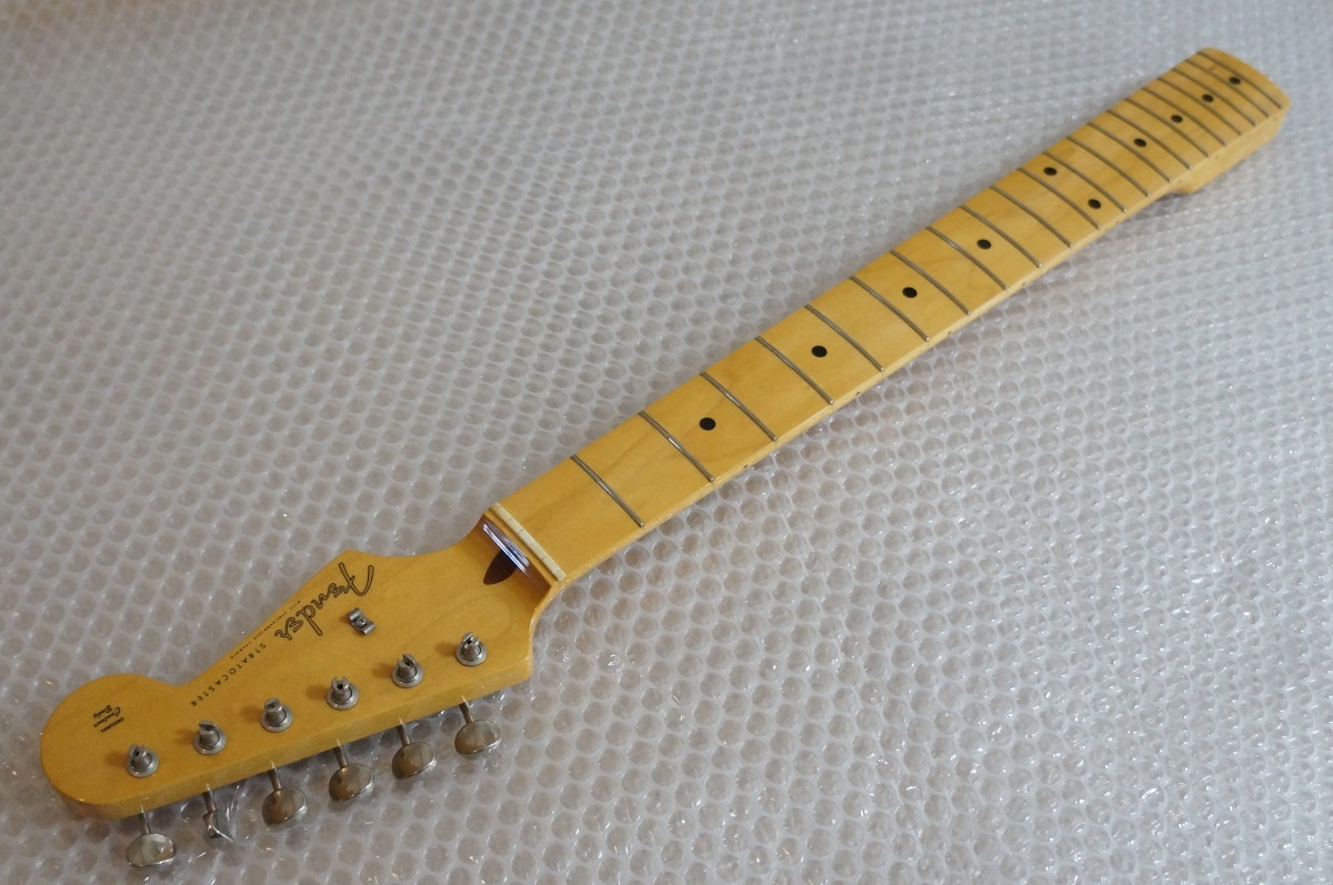 Fender Stratocaster Neck ネック メイプルワンピース フェンダー ジャパン ST57 ST58TX ペグ プレート付き ストラトキャスター 良品_画像4