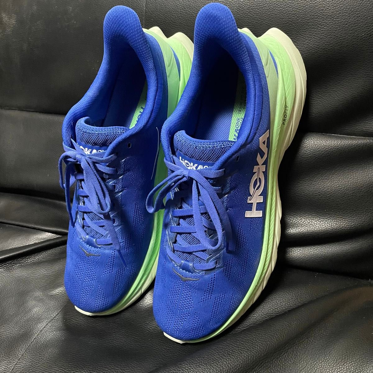 HOKA MACH 4