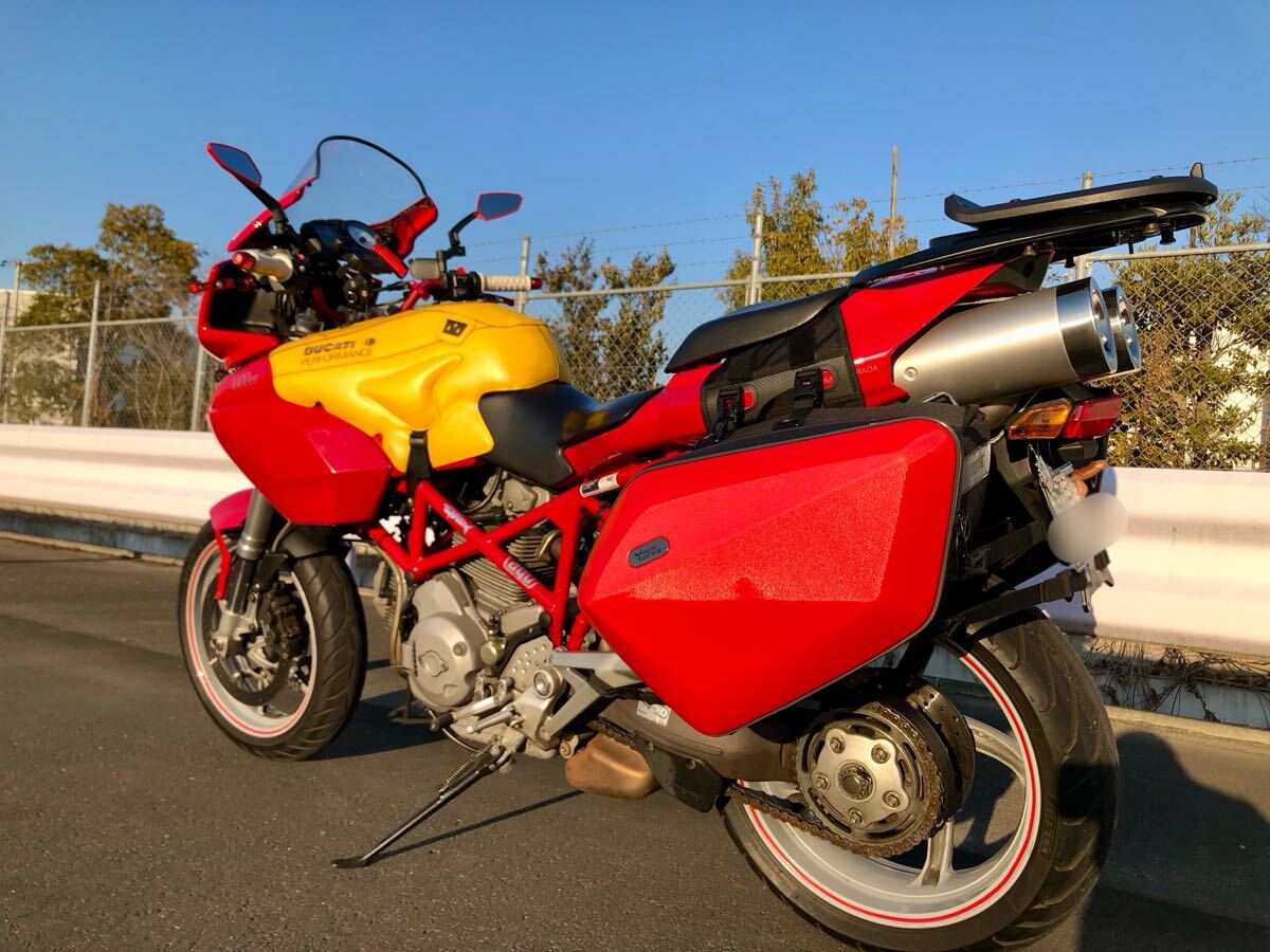 赤 左右 パニアケース ! ムルティストラーダ等1000 1100sds 赤系黒系 ステー ドゥカティ レッド Ducati 積載 ツーリング Red 旅 ケース_画像8