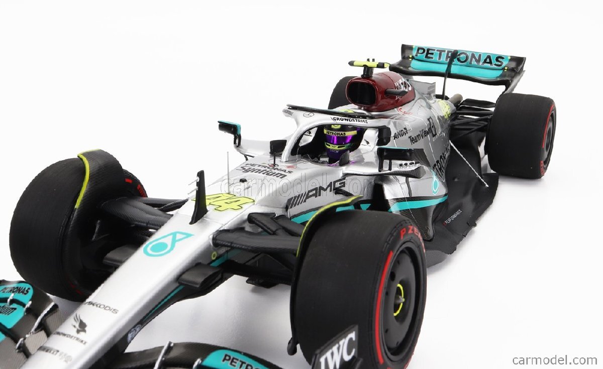 Minichamps 1/18 2022年11月ブラジルGP ２位 メルセデス AMG ペトロナス MERCEDES GP - F1 W13E TEAM MERCEDES-AMG PETRONAS No.44の画像6