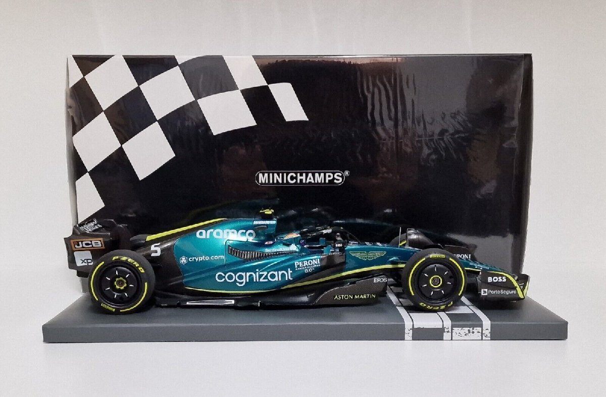 Minichamps ミニチャンプス 1/18 2022年11月アブダビGP アストンマーチン アラムコ ゴグニザント ASTON MARTIN - F1 AMR22 TEAM ARAMCO COG_画像4