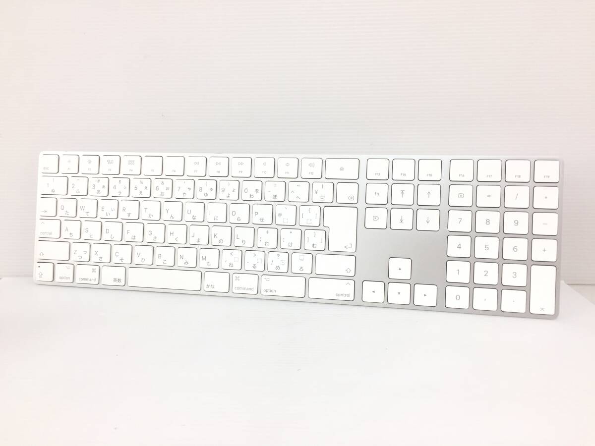 〇【良品】Apple Magic Keyboard A1843 マジックキーボード 動作品の画像1