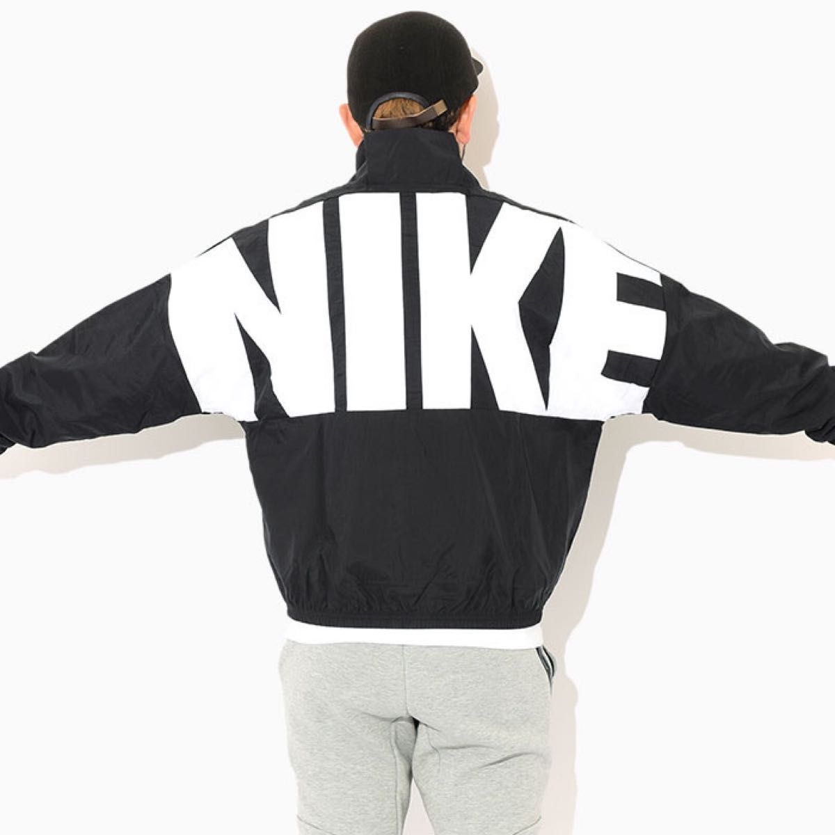 ナイキ NIKE ビッグロゴ ナイロンジャケット ブラック Lサイズ ナイキ NIKE ビッグロゴ ナイロンジャケット ブラック Lサイズ