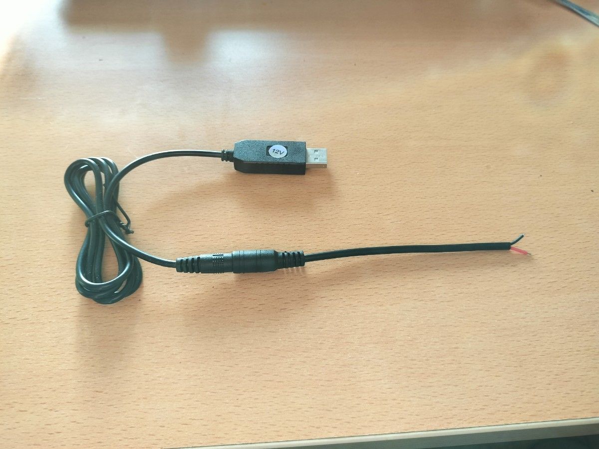 USB昇圧ケーブル 5Vから12Vに電圧変換コンバーター プラグセット