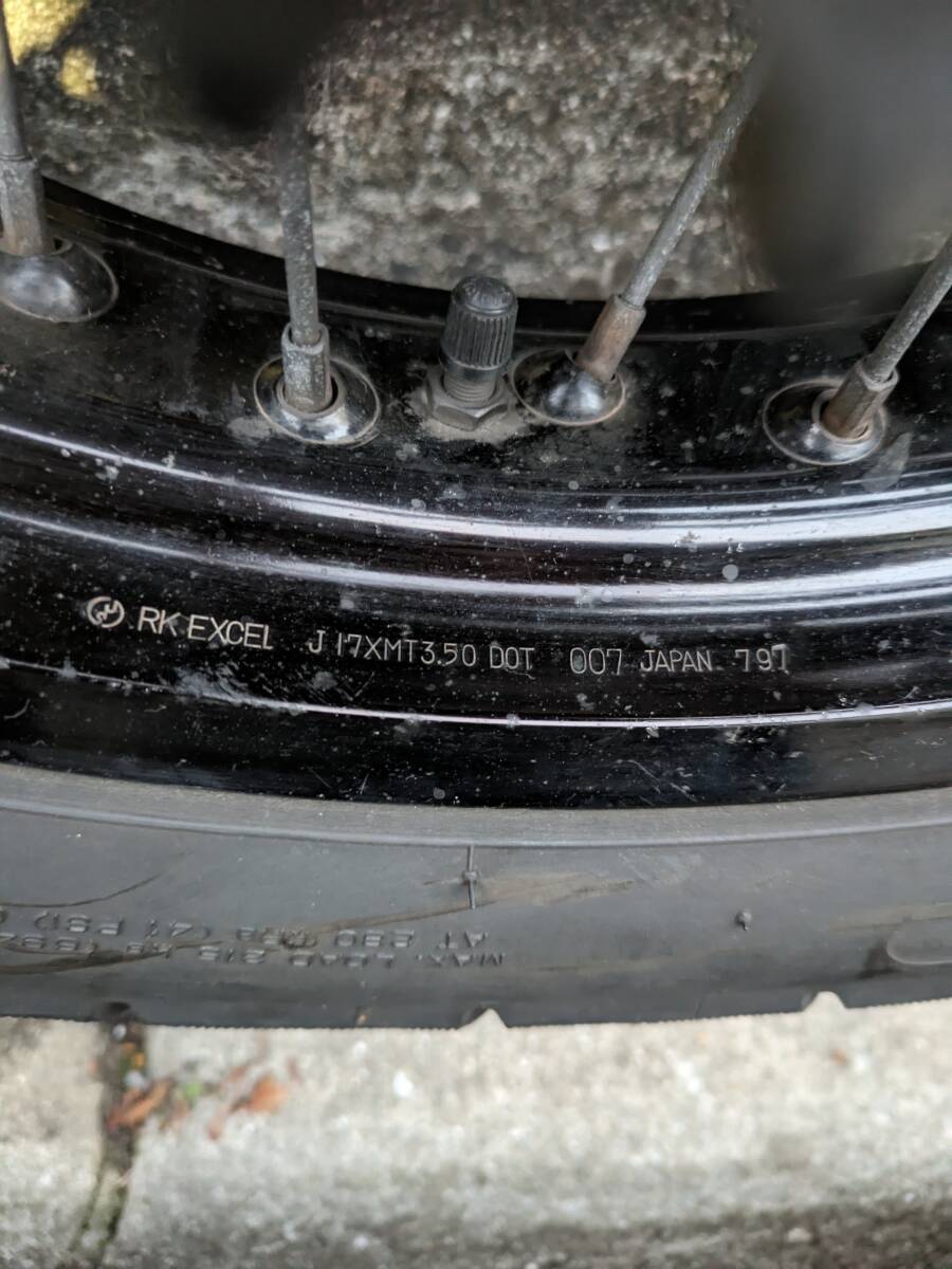 XR400R  17インチ モタードホイール スプロケット ディスク タイヤ付き サビ傷有り ジャンク品 使用可能 大阪吹田出品 引き取り限定の画像7