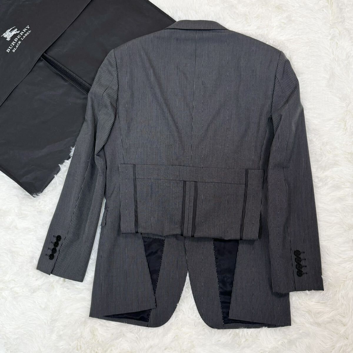  Burberry Black Label BURBERRY BLACK LABEL suit [ pressure volume. 3 piece ] charcoal gray 38R M corresponding stripe jacket through year 