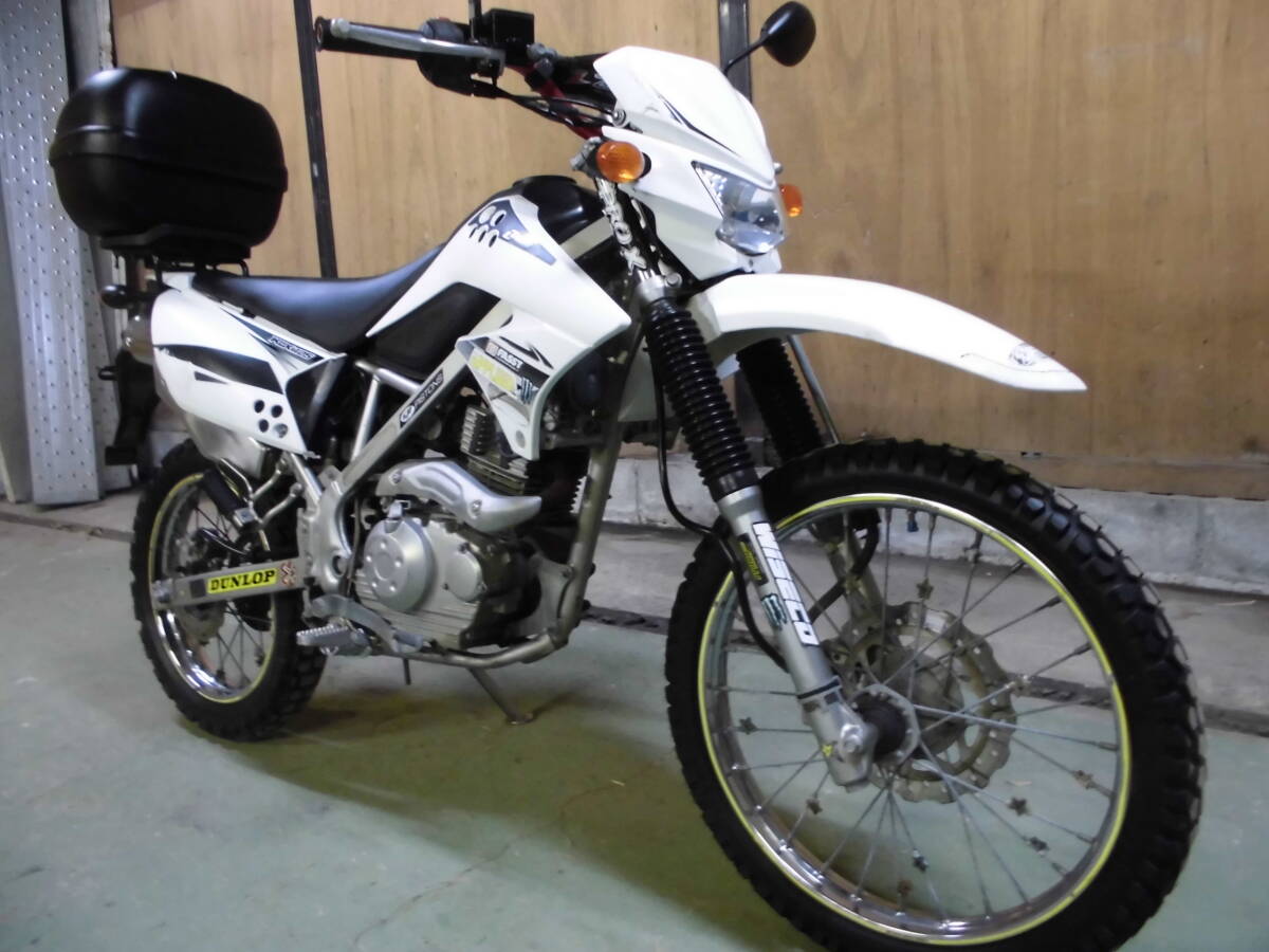 カワサキ KLX125 LX125C-A型モデル ホワイト BOX付 千葉市～格安発送あり。の画像4