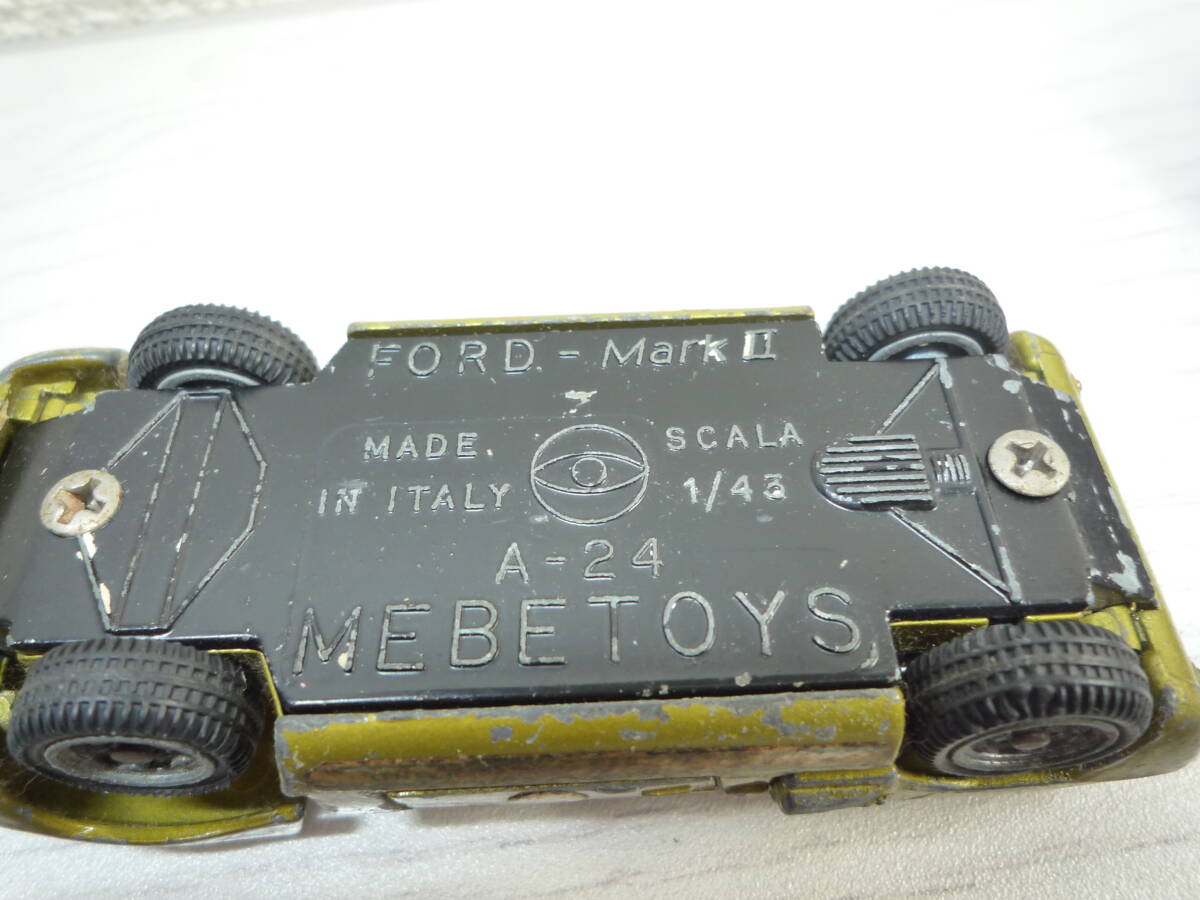 DF731　MEBETOYS メーベトーイA-26　1/43ロールスロイス　A-24 FORD-MARKⅡ 1/43 　コーギー　CORGI　フォード　サンダーバード　3台まとめ_画像4