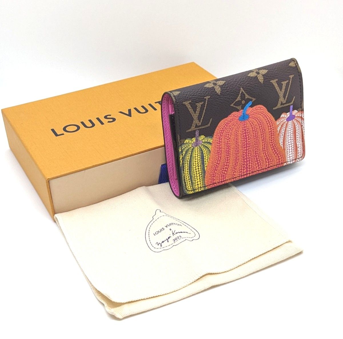 新品超希少品！　ルイヴィトン LOUIS VUITTON　ヴィクトリーヌ　草間彌生　　コラボ　LV×YK