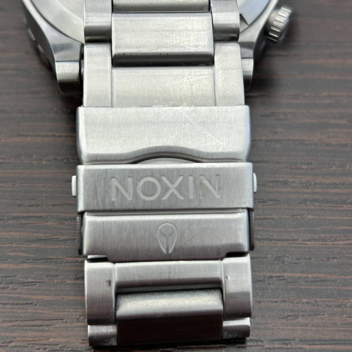 #6495【NIXON】ニクソン 腕時計 THE51-30 クロノグラフ ホワイト×シルバー メンズウォッチ 動作品の画像6