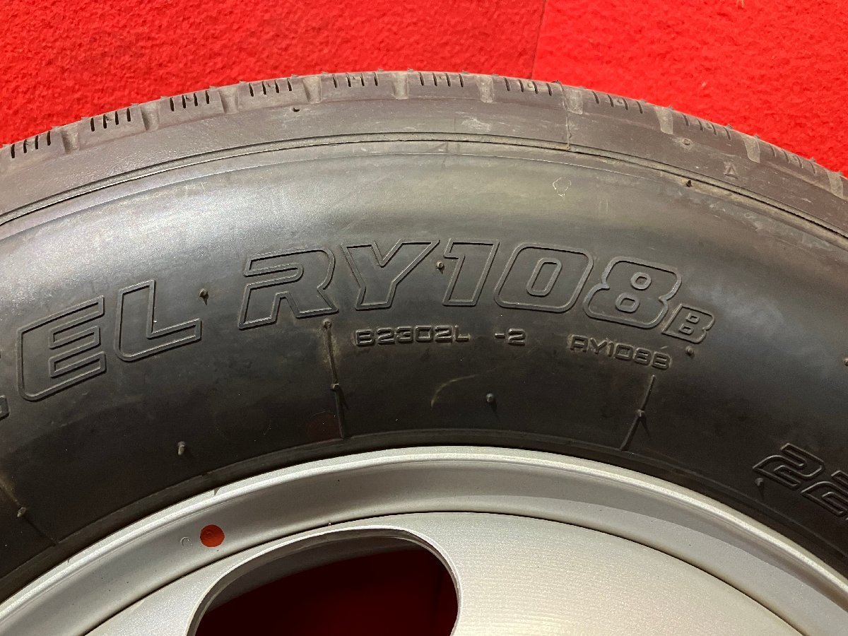 【個人宅配送不可】新車外し品 225/70R16 16×6K 128-8TC 6H 2022～2023年製 エルフ等 タイヤ＆ホイール4本SET【47139893】_画像4