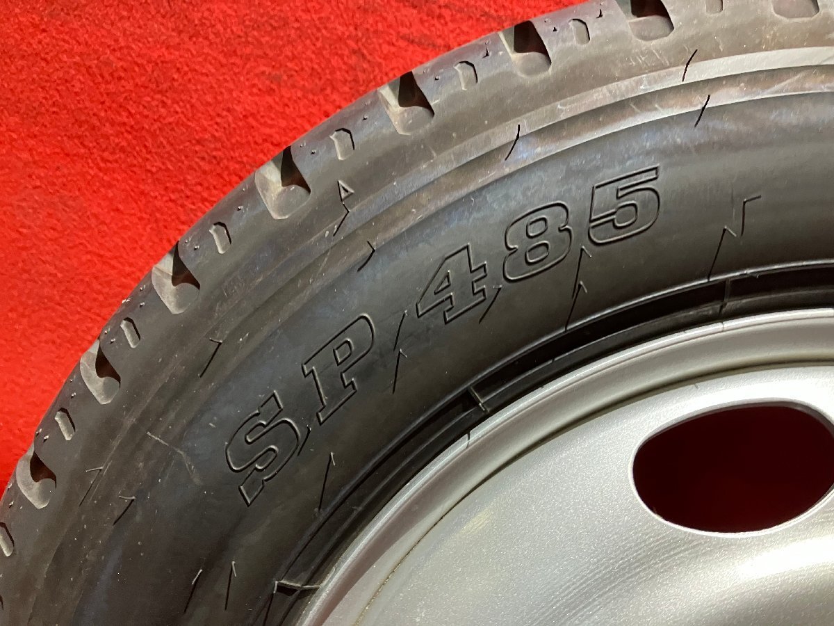 【個人宅配送不可】新車外し品 205/70R16 16×5.5J 116.5-8TC 5H 2022～2023年製 エルフ等 タイヤ＆ホイール6本SET【47139889】_画像4