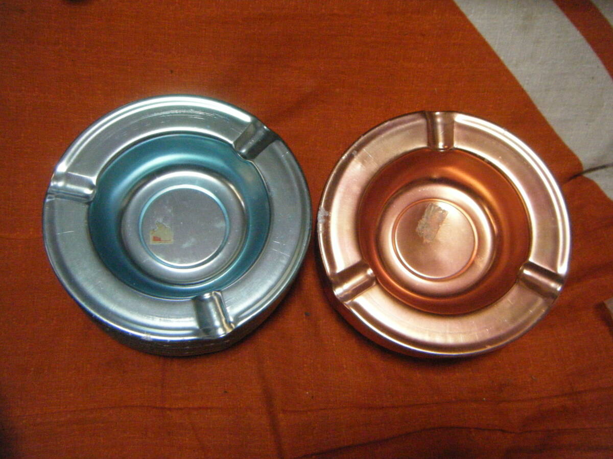 ●アルミ製 灰皿 (直径13,3cm)  29個 昭和レトロ 軽量 積み重ね コンパクト収納 錆びない 割れない 廉価●の画像1