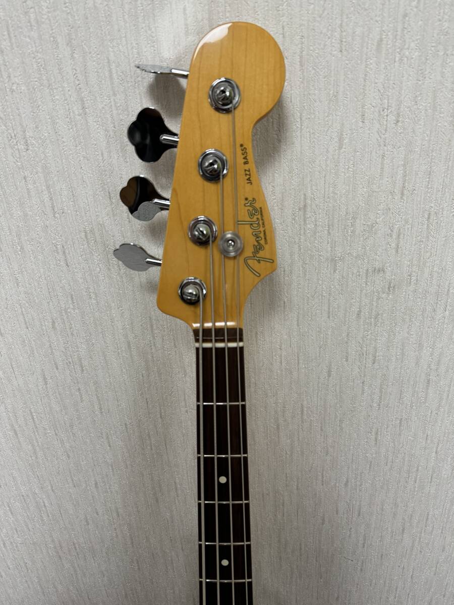 【ほぼ未使用・送料込】Fender American Professional II Jazz Bass 3-Color Sunburstの画像4