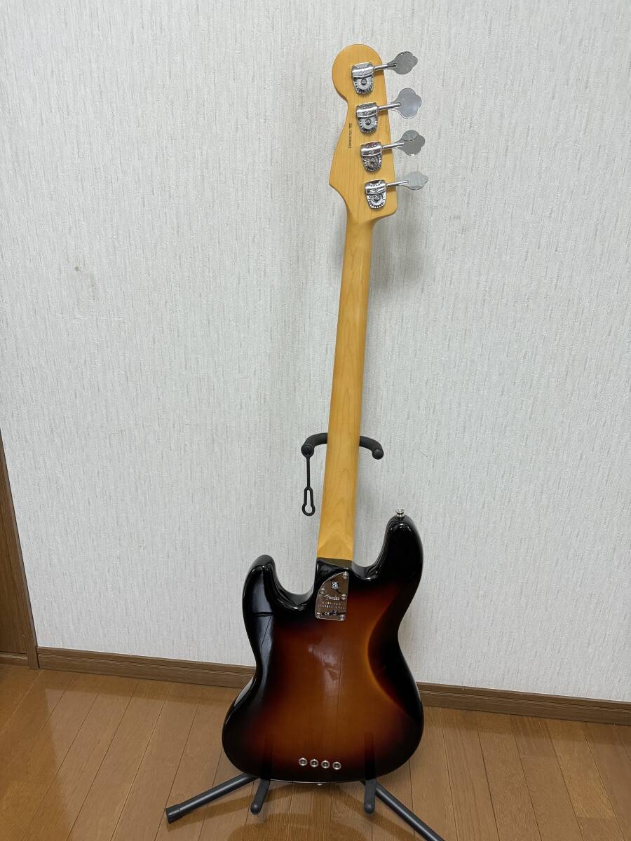 【ほぼ未使用・送料込】Fender American Professional II Jazz Bass 3-Color Sunburstの画像5