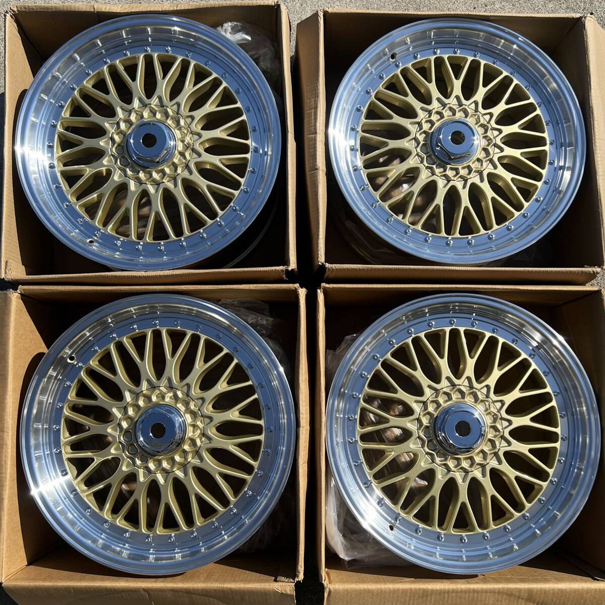 新品20インチメッシュマルチPCDホイール (20x8.5J+35)PCD:114.3/120 ハブ 74.1レクサスLS460 LS600 LS500 BMW アルファード クラウン_画像1