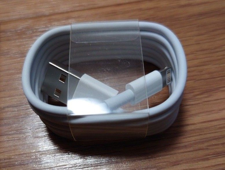 【未使用品】iPod nano付属品　Lightningケーブル