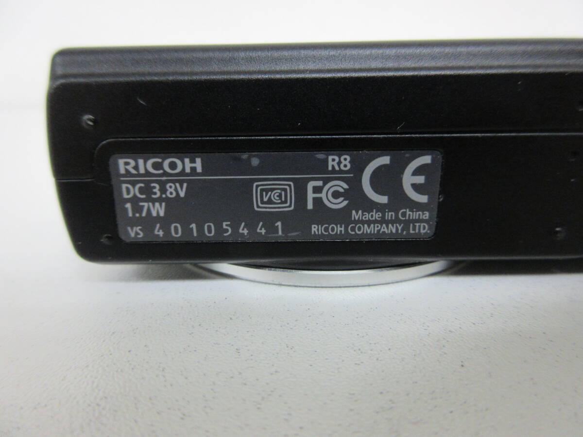 中古 カメラ RICOH リコー R8 ZOOM LENS f=4.95-35.4 1:3.3-5.2 コンパクトデジタルカメラ ブラック ※動作未確認 ／C_画像5