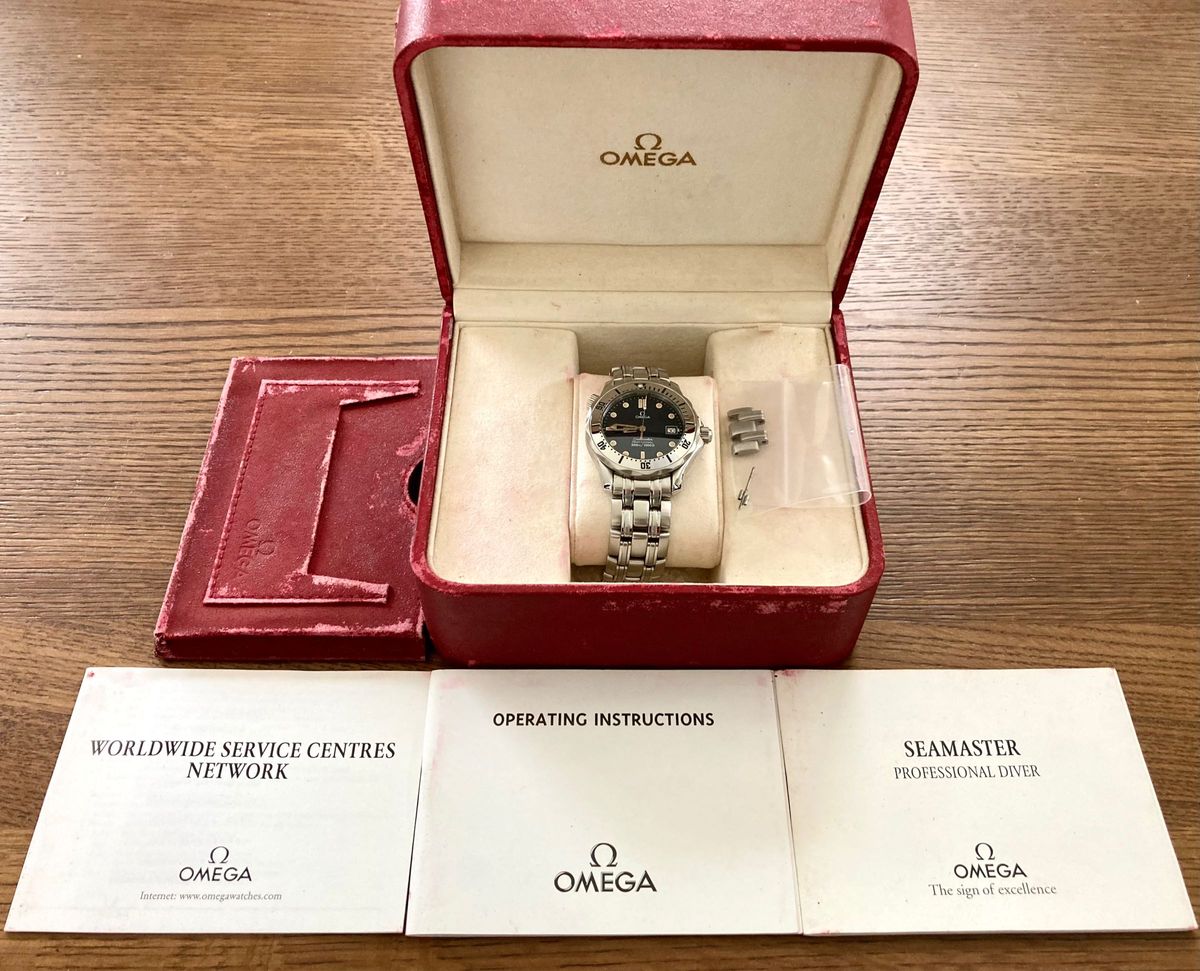 オメガ OMEGA 2562 80 シーマスター300 デイト クォーツ 極美品 オメガ OMEGA 2562 80 シーマスター300 デイト クォーツ 極美品