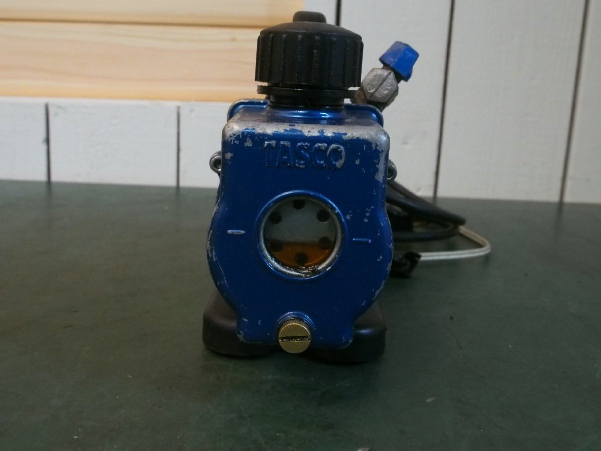 ☆【2F1220-14】 TASCO タスコ 真空ポンプ TA150SB 100V ウルトラミニツーステーUltra Mini Vacuum Pump ジャンクの画像3