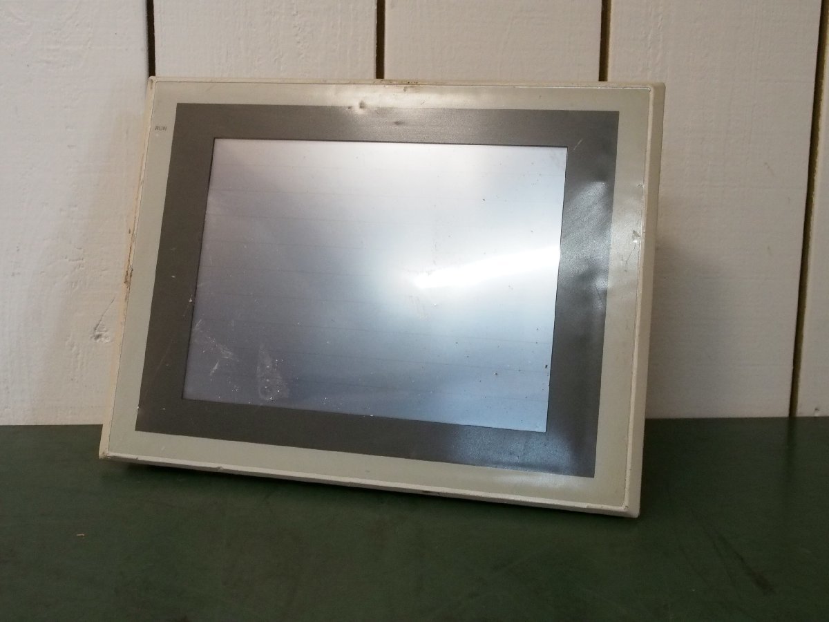 ☆【2W0305-20】 OMRON オムロン タッチパネル NS10-TV01-V3 INTERACTIVE DISPLAY DC24V ジャンク