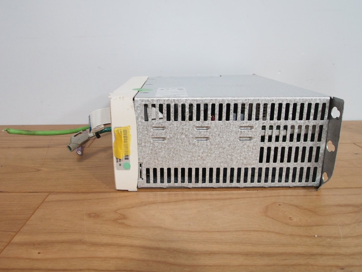 ☆【1F0318-11】 Schneider Electric PacDrive LMC802Cxxxxxxx ジャンク_画像3