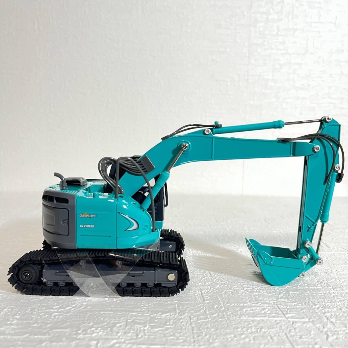 コベルコ　KOBELCO　SK235SR　１/43　ミニカー　3-12_画像3