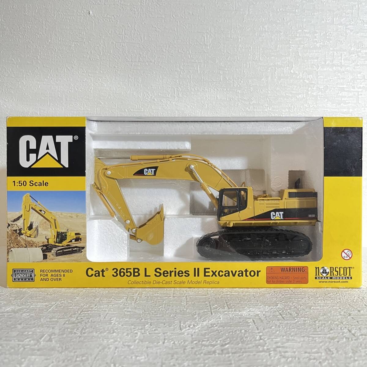 CAT　365B L Series II Excavator 　油圧ショベル　１/50 　55058　ミニカー　9-3_画像1