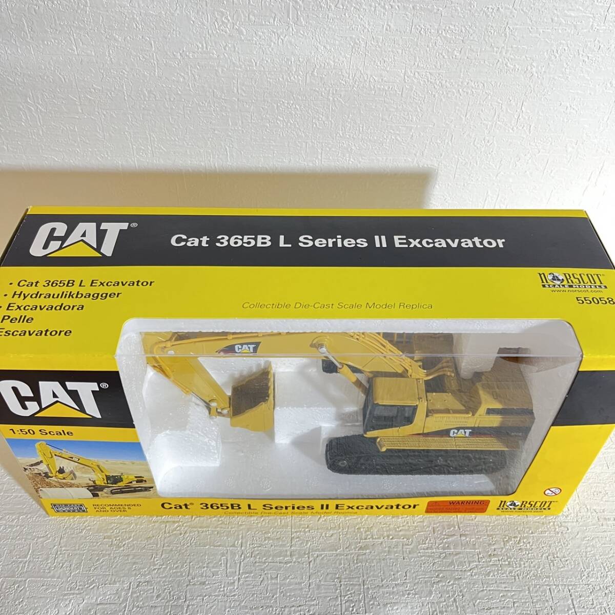 CAT　365B L Series II Excavator 　油圧ショベル　１/50 　55058　ミニカー　9-3_画像8