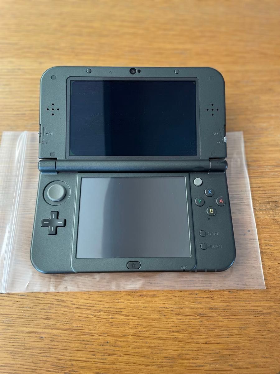 New ニンテンドー3DS LL メタリックブラック　おまけ付き