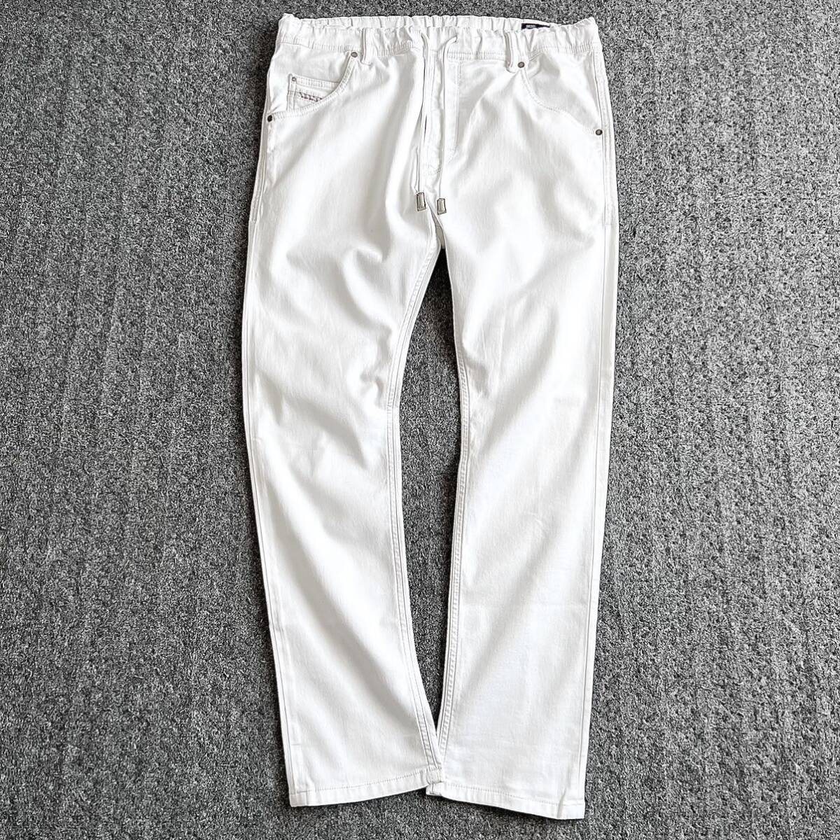 DIESEL【美品】KROOLEY jogg jeans ジョグジーンズ スウェットパンツ ホワイトデニム イージーパンツ 白色 メンズW32 WJK AKM 1piu1uguale3