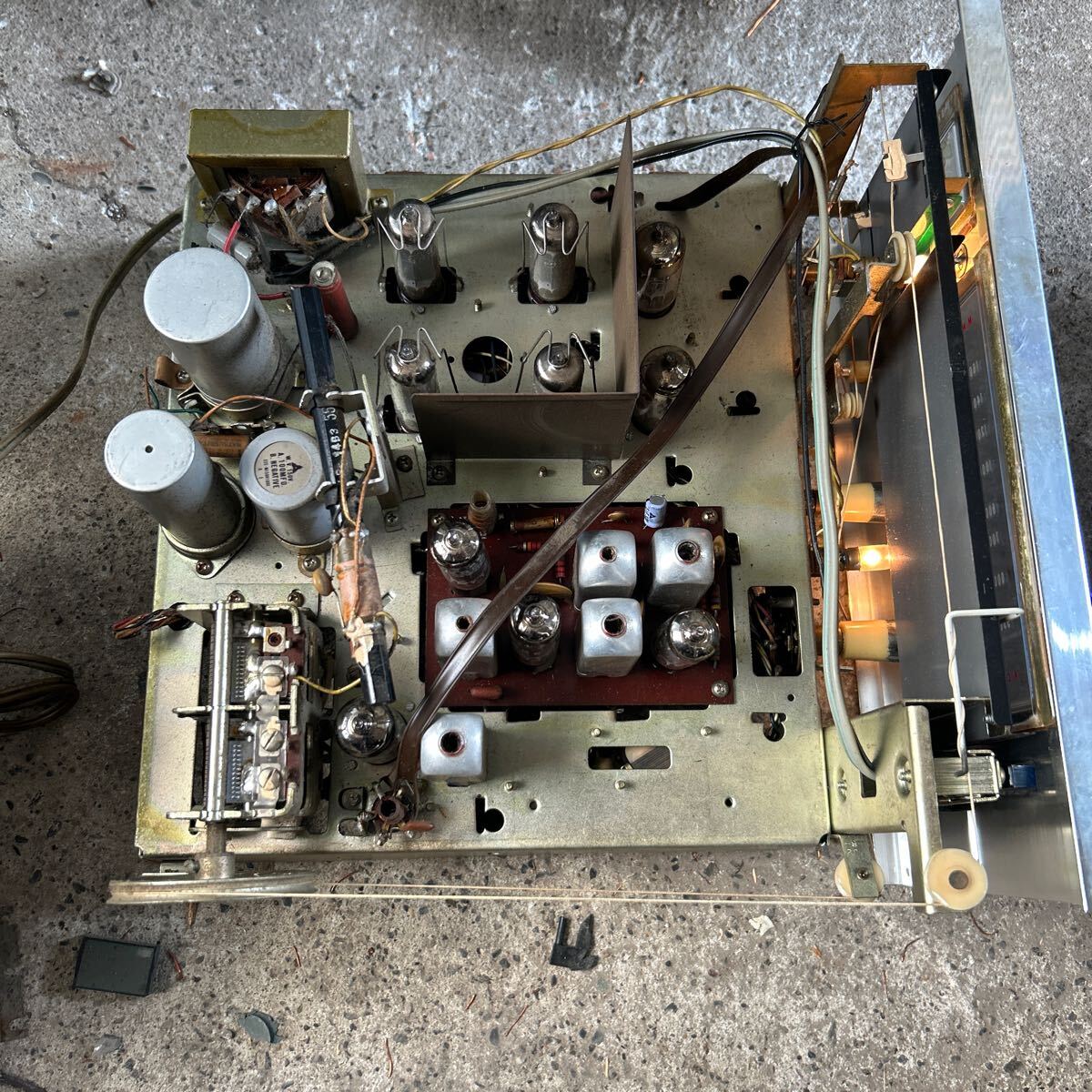 national SE-6500 真空管ラジオ 昭和 レトロ 通電確認済 national SE-6500 真空管ラジオ 昭和 レトロ 通電確認済