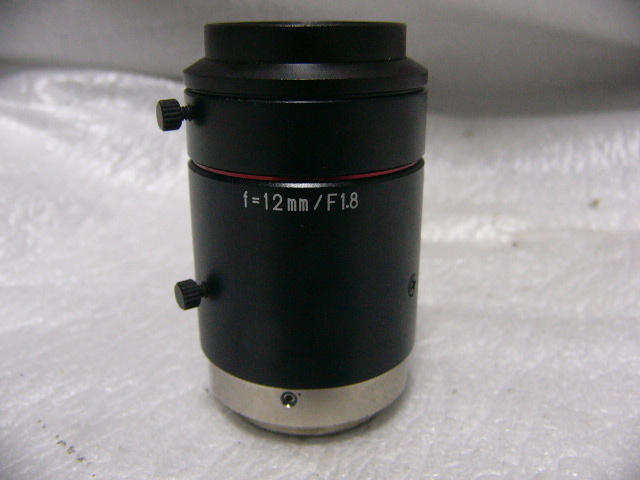 ★動作保証美品 Keyence レンズ CA-LHR12 12mm F1.8 超高解像度低歪み Cマウント_画像1