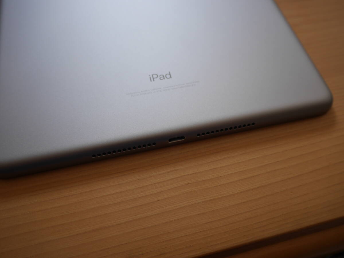 中古 iPad 9.7インチ Wi-Fiモデル 32GB MR7F2J/A [スペースグレイ] ガラスフィルムおまけの画像8