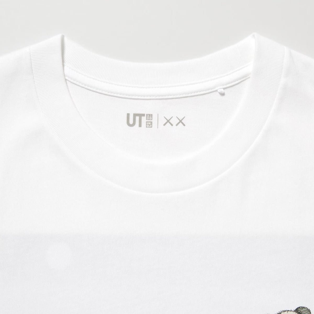 カウズ UT グラフィックTシャツ（半袖）Lサイズ 白