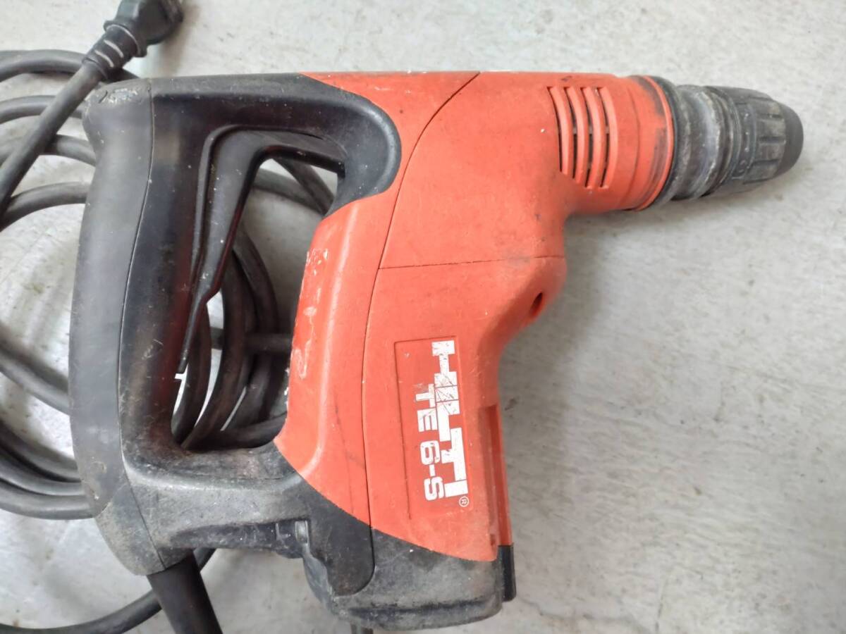 中古品☆HILTI　100Vハンマードリル　TE6-S＆TE6-DRS集じんシステム付　　はつりハツリ　削岩機　電動工具　動作品_画像4