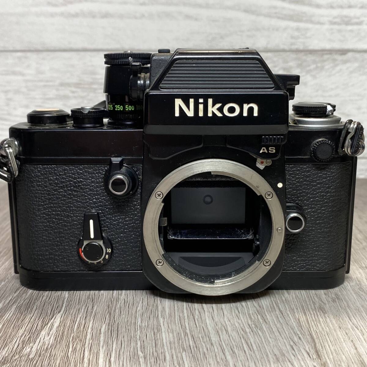 【YH-8544】中古現状品 Nikon F2 フォトミック AS ブラック 一眼レフカメラ Zoom-NIKKOR 25～50㎜ 1:4 レンズ ニコン_画像4
