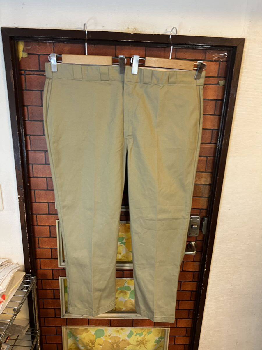 チノパン ワークパンツ ディッキーズ 874 46インチ ベージュ系 dickies アメリカ古着 ビックサイズ オーバーサイズの画像1