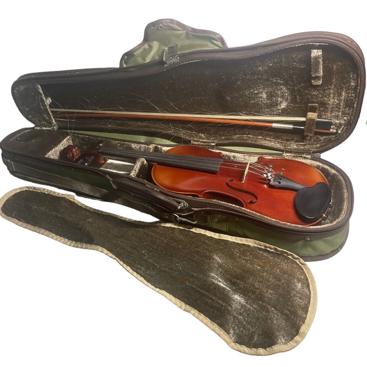 【福0308-34】 Antonius Stradivarius. Cremonensis Faciebat Anno 1713 バイオリン 現状品 詳細不明　ヴァイオリン