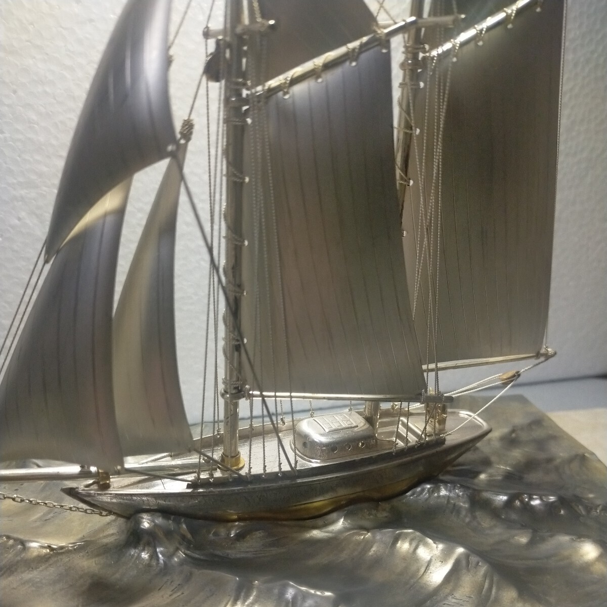 SILVER 970 刻印有 銀ヨット / 帆船 ガラスケース 置物 インテリア / 銀細工 / (AＹ)の画像7