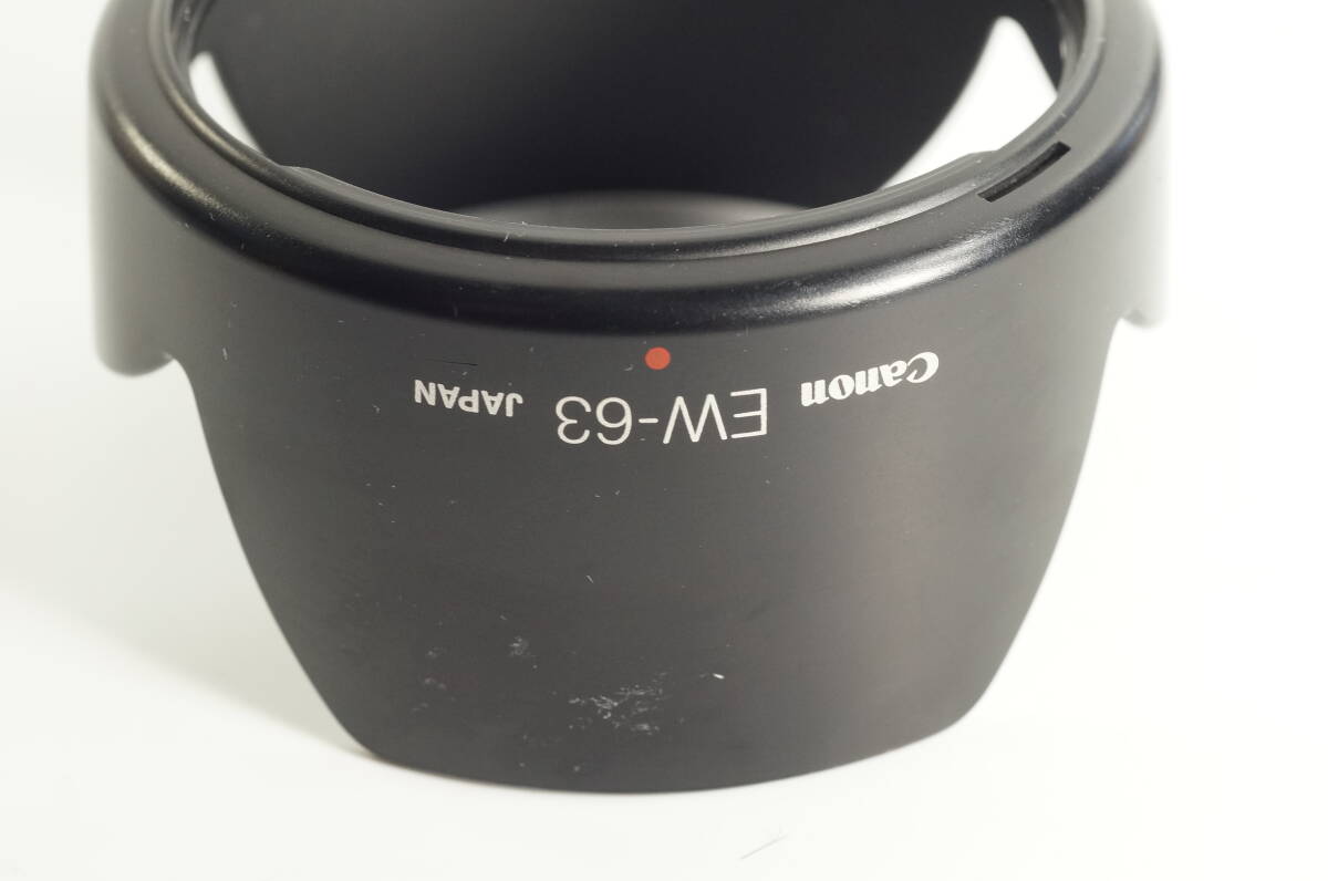 hiK★送料無料 並品★CANON EW-63 EF 28mm F1.8 USM EF 28-105mm F3.5-4.5 USM EF 28-105mm F3.5-4.5 II USM レンズフード_画像1