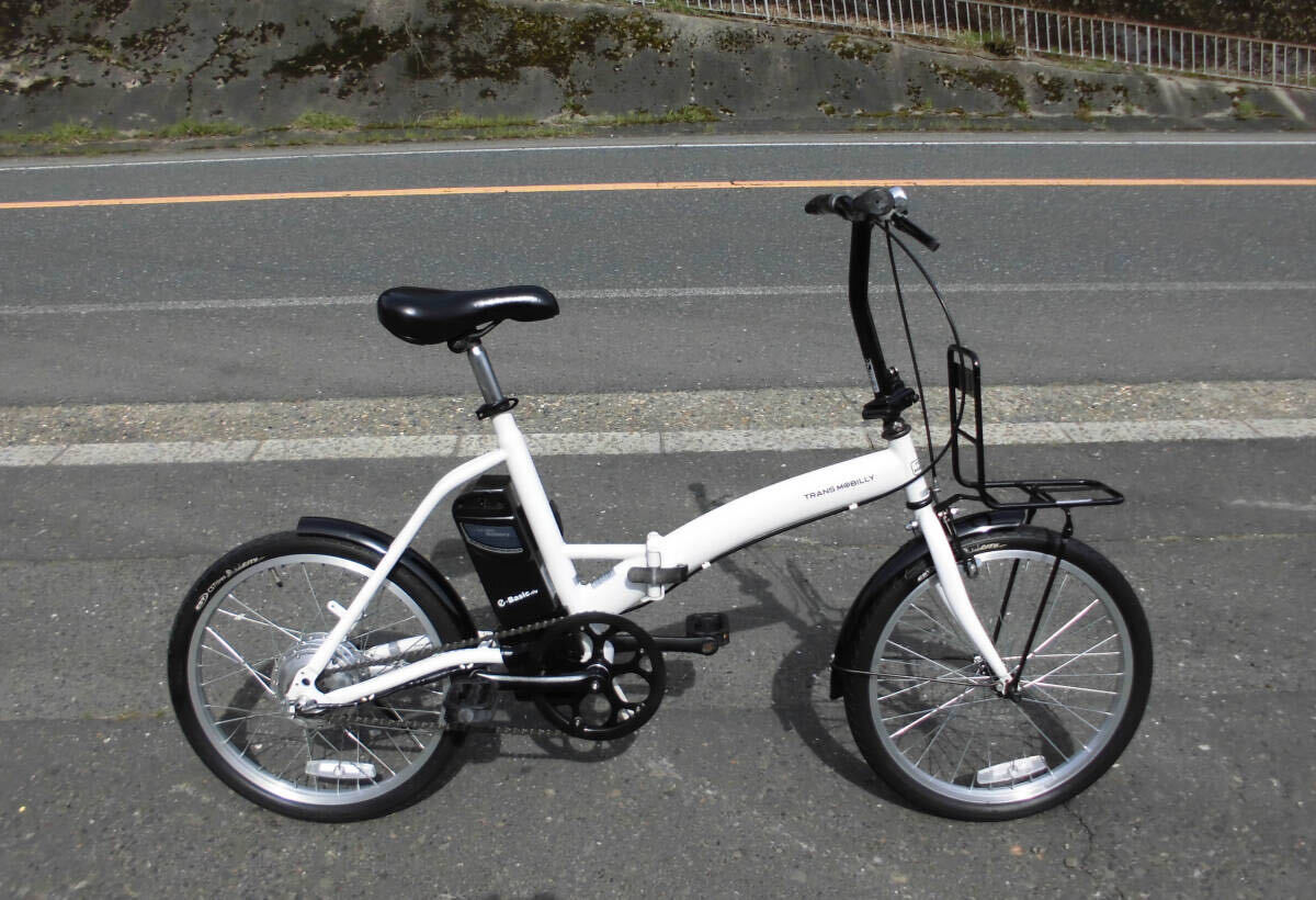 1円～TRANS MOBILLY 折り畳み電動自転車 36V 5Ah 20インチ 白色 動作確認済 3248の画像1