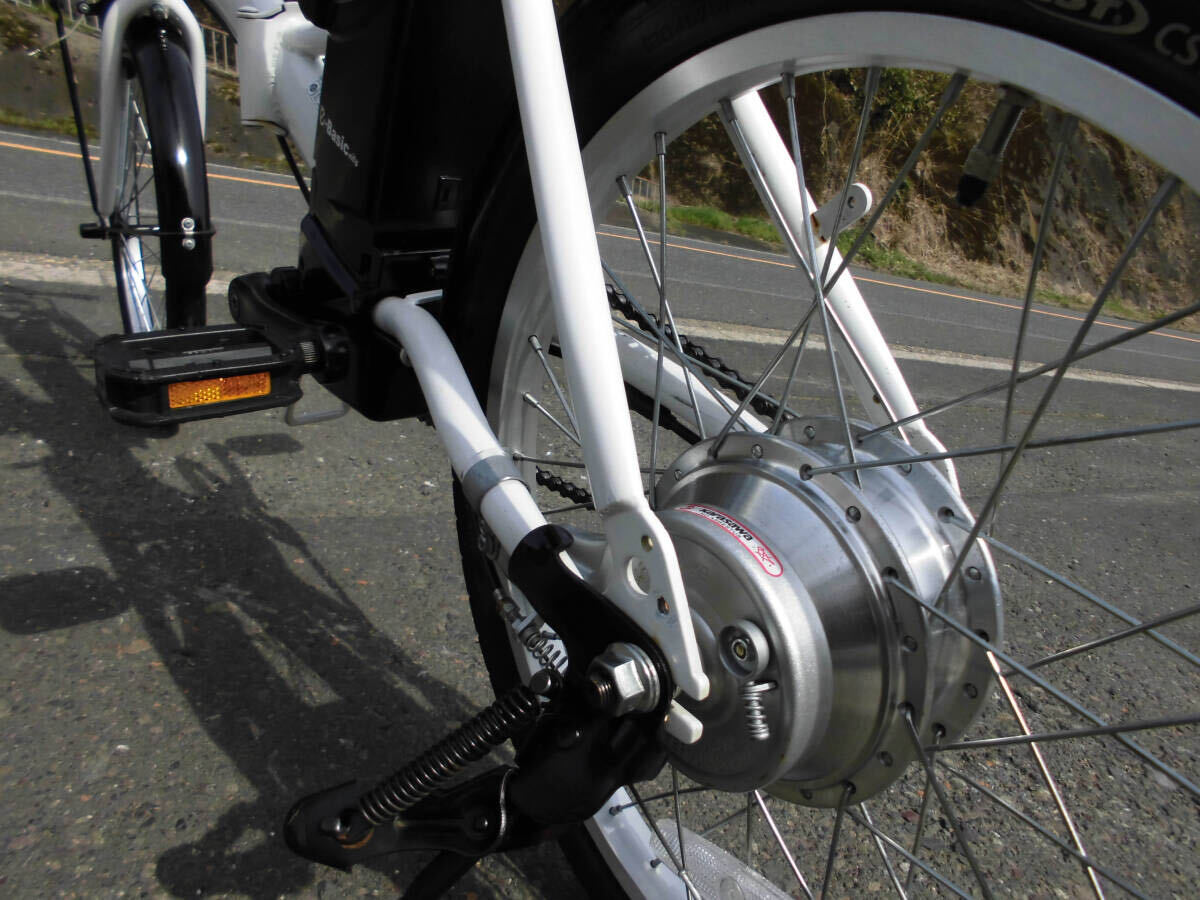1円～TRANS MOBILLY 折り畳み電動自転車 36V 5Ah 20インチ 白色 動作確認済 3248の画像6