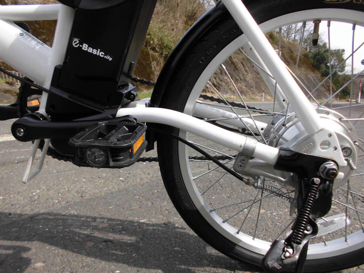 1円～TRANS MOBILLY 折り畳み電動自転車 36V 5Ah 20インチ 白色 動作確認済 3248の画像8
