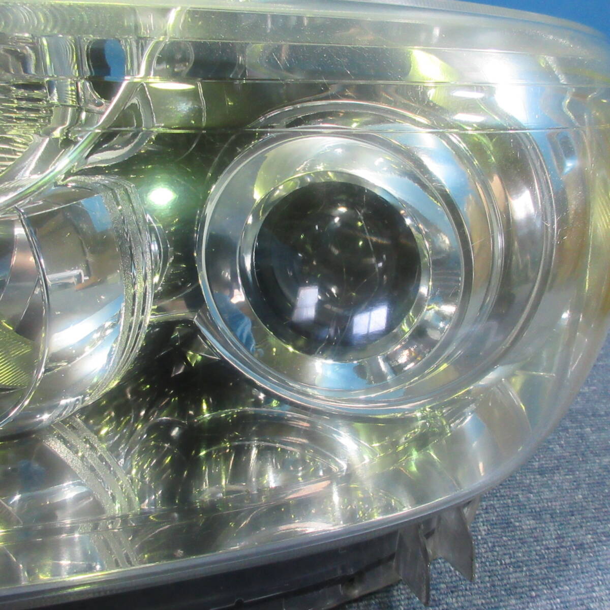 X TOYOTA Corolla Rumion NZE151N ZRE152N ZRE154N left headlight head light HID used 