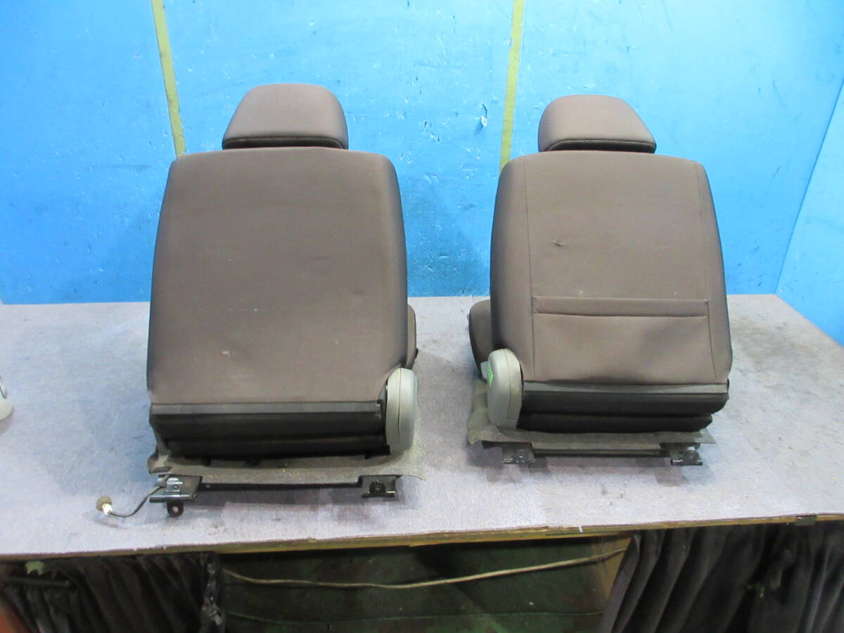  Nissan Clipper Rio U71W front left right seat driver`s seat passenger's seat driver's assistant used 