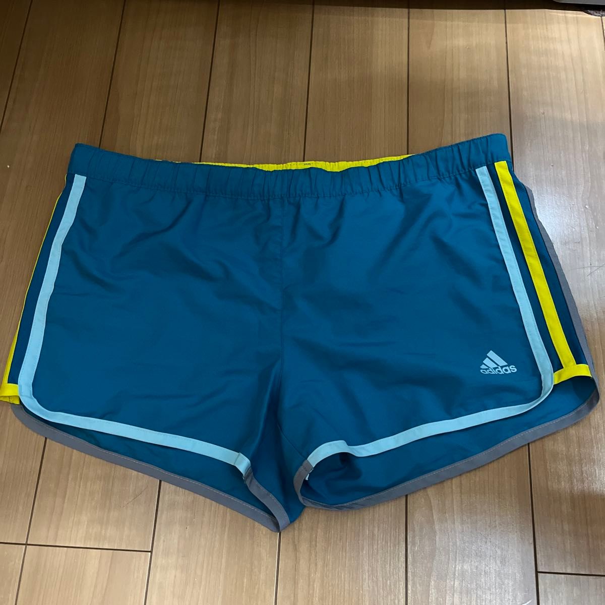 アディダス adidas ランニングパンツ ショートパンツ