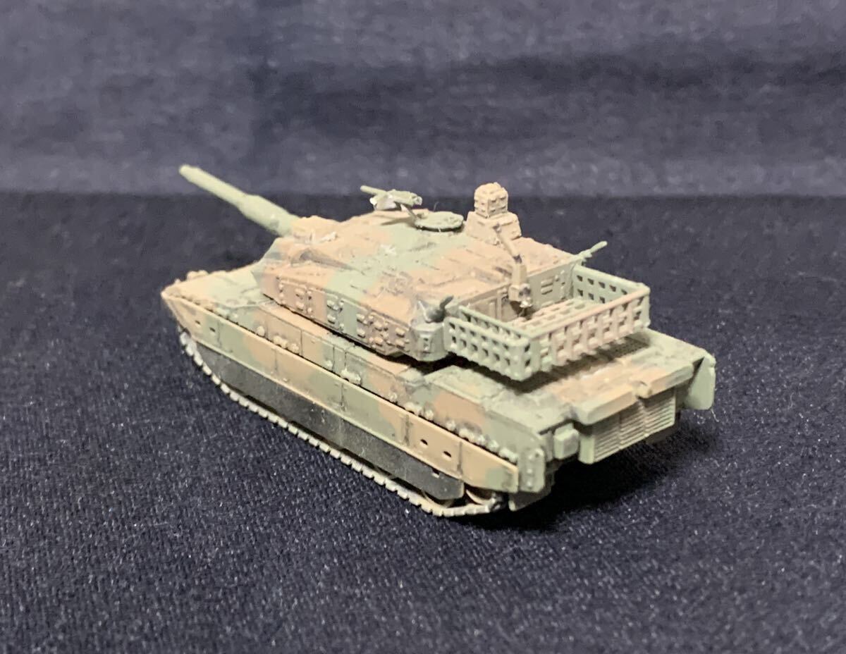 エフトイズ 1/144 10式戦車 16式機動戦闘車 組立済 2台セット ワールドタンクミュージアムキット vol.2 陸上自衛隊編 最新装備車両 海洋堂の画像3